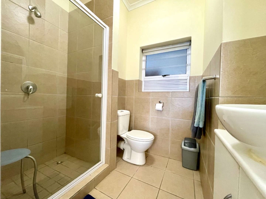To Let 1 Bedroom Property for Rent in Beach Estate Western Cape